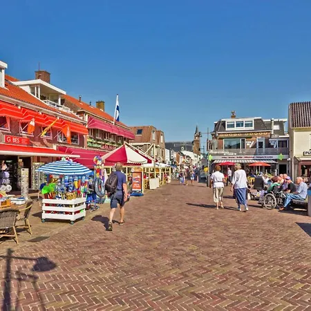 Hotelhuisje #c Дом отдыха *