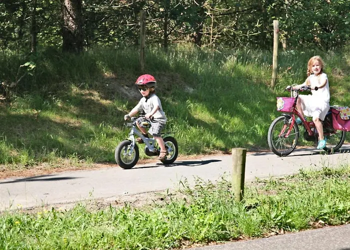 Hotelhuisje #c Дом отдыха